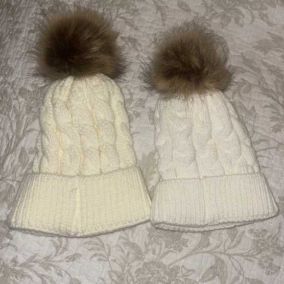 NWOT -Adorable mama and mini winter Pom hats - Picture 5 of 5